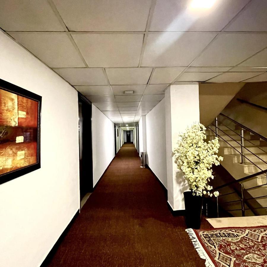 Grace Crown Hotel Islamabad Exterior foto