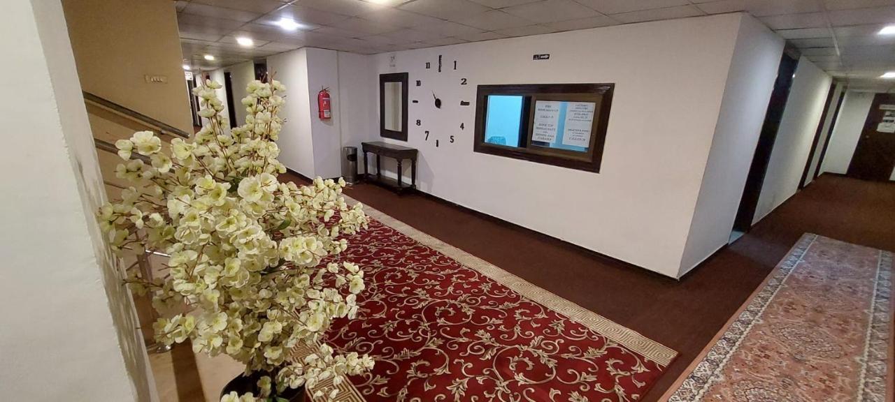 Grace Crown Hotel Islamabad Exterior foto
